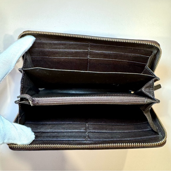 Gucci Sukey Zip Around Wallet In Dark Brown Leather W Goldtone GG Logo - Picture 8 of 16